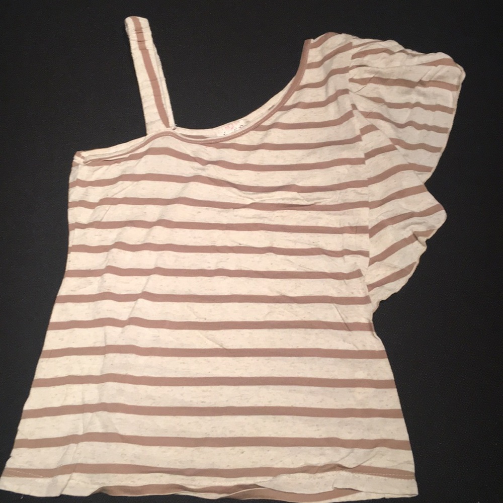 Cute top for summer